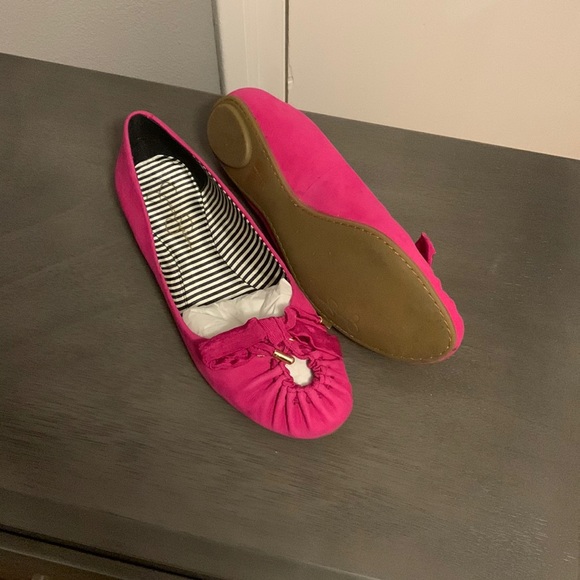 Jessica Simpson JS Matine Deep Pink Flats - Picture 2 of 4
